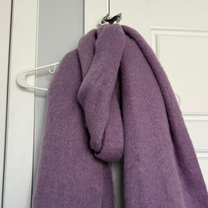 Cozy Purple Abercrombie and Fitch Scarf
